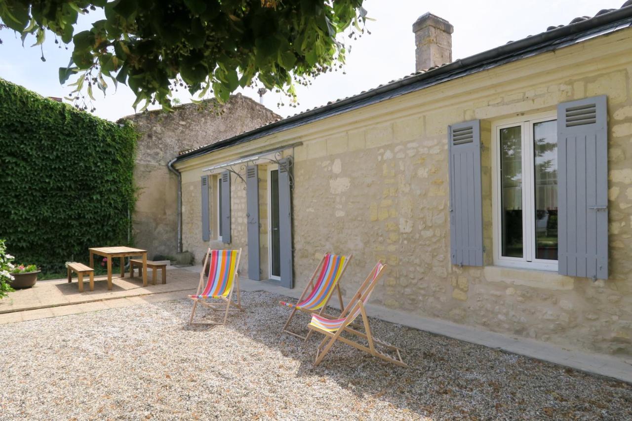 La Maison De Fleurette Carbon-Blanc Exterior photo