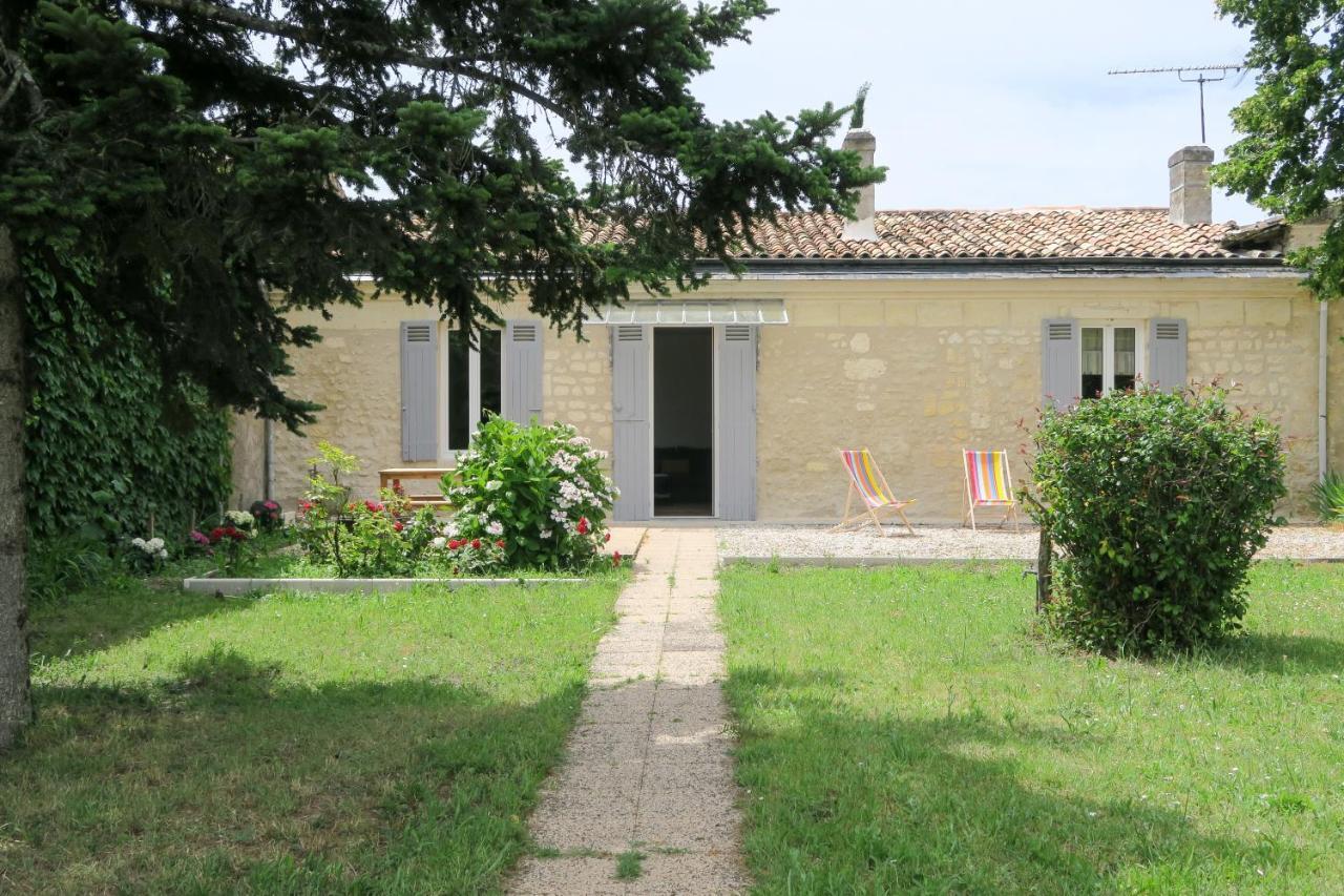 La Maison De Fleurette Carbon-Blanc Exterior photo